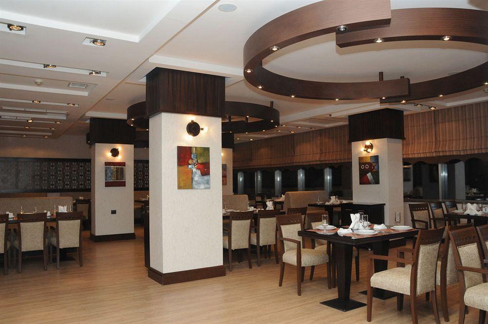 Iron Hotel Hokmeli Ngoại thất bức ảnh
