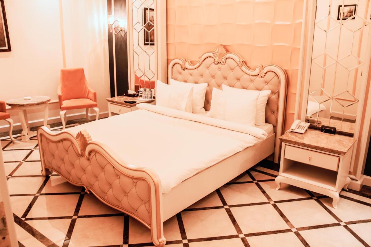 Iron Hotel Hokmeli Ngoại thất bức ảnh