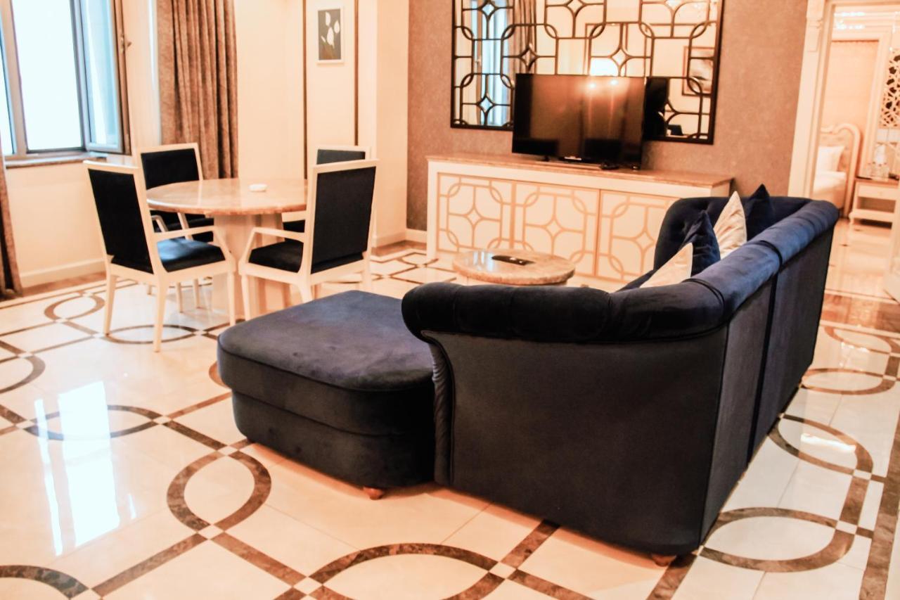 Iron Hotel Hokmeli Ngoại thất bức ảnh