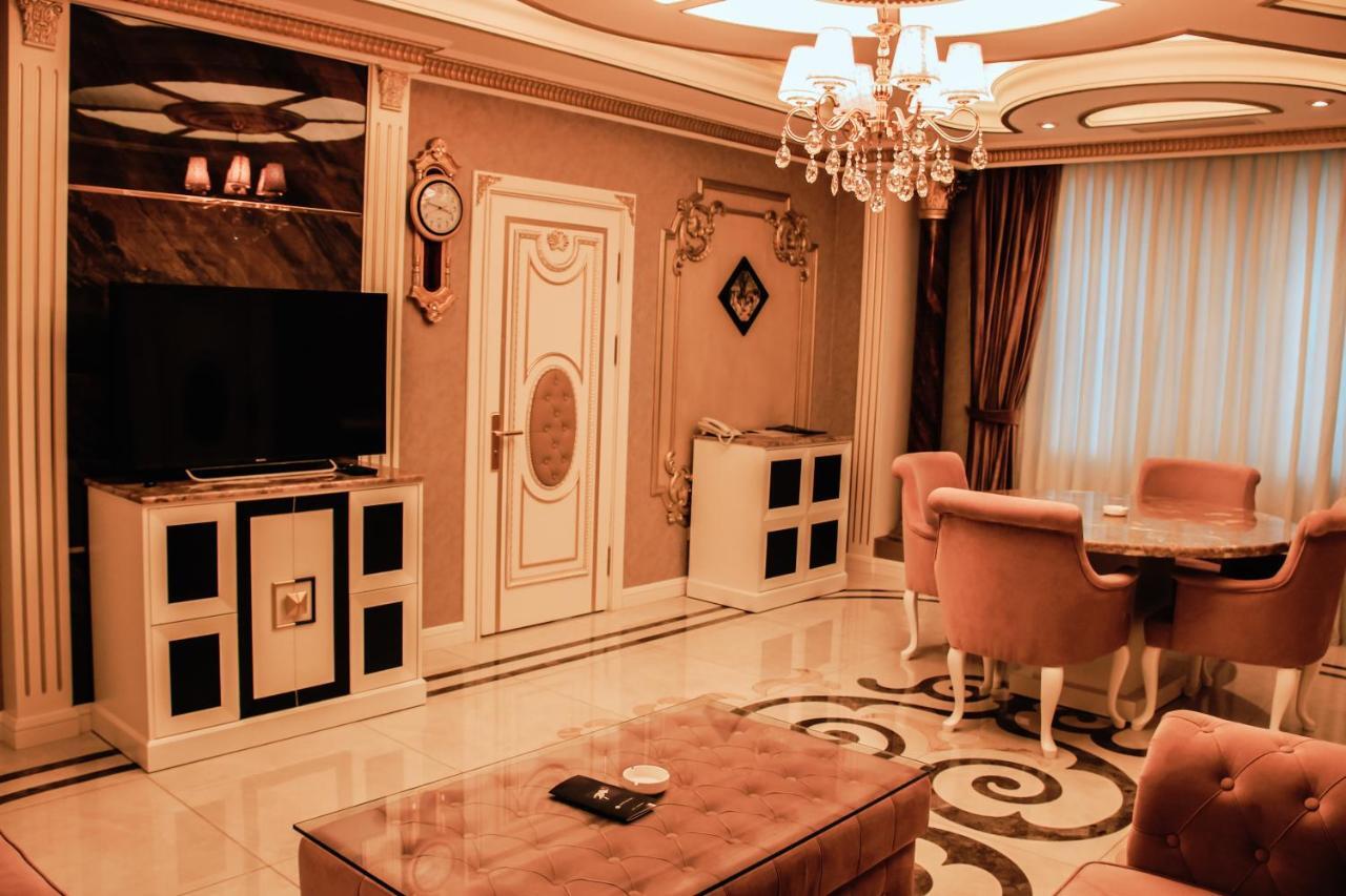 Iron Hotel Hokmeli Ngoại thất bức ảnh