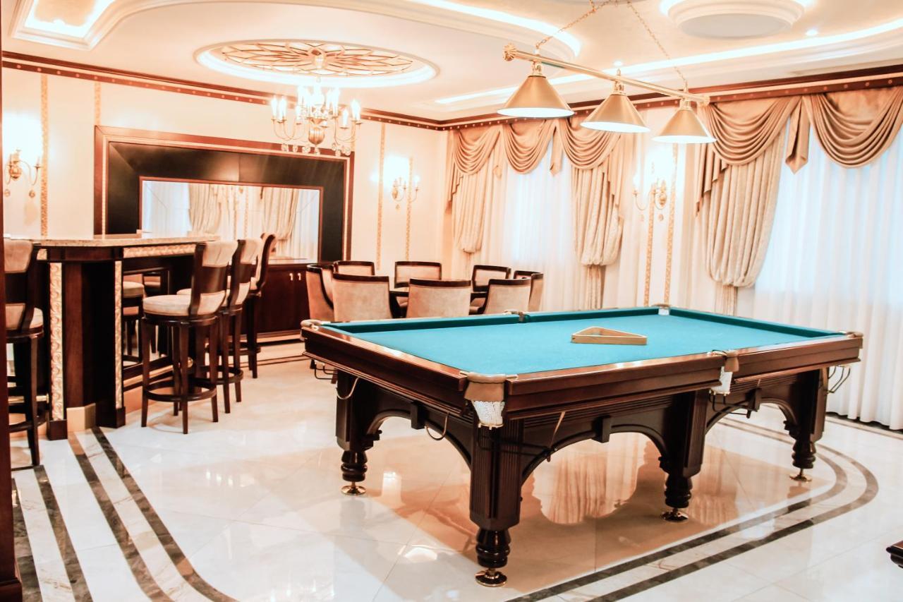 Iron Hotel Hokmeli Ngoại thất bức ảnh